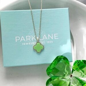 Park Lane Green Clover Icon Necklace - NEW in box!